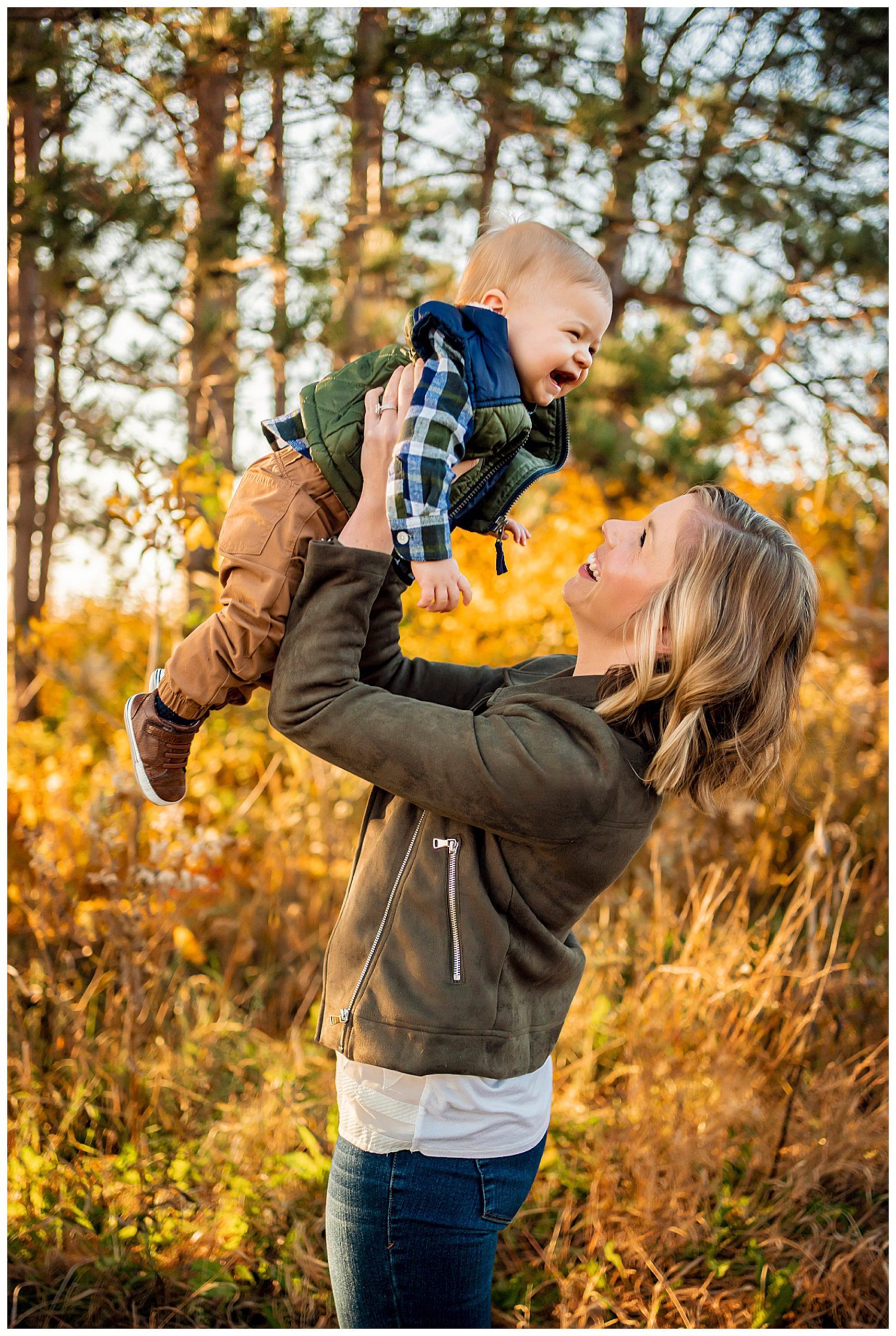 Pollich Kelly Pollich Family Fall Session at Whitetail Woods | Dog-Inclusive Family ...
